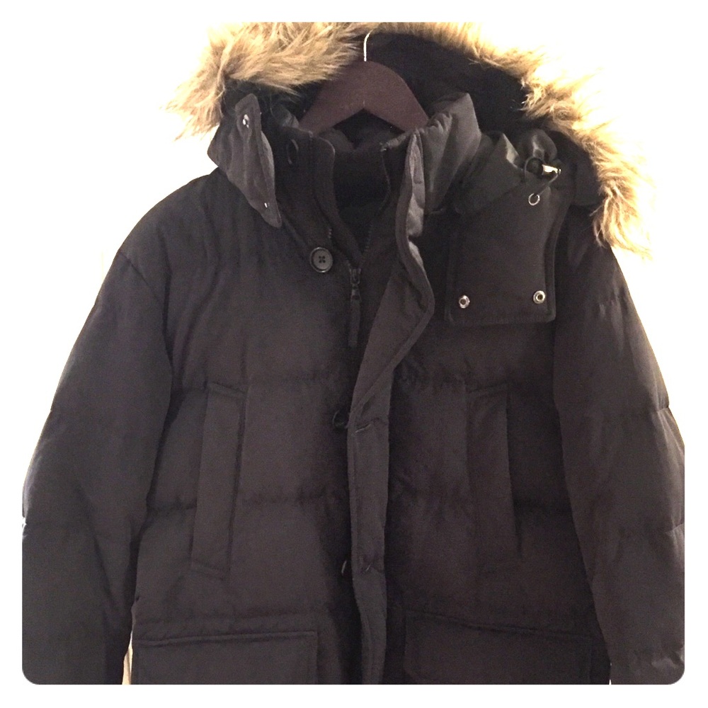 Black Puffer w/ Hooded